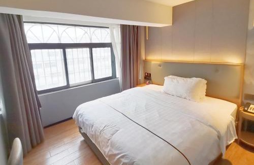 Central Business District Hotel | Family-Friendly Stays at 蓝尔兹酒店, Shenzhen Metro Access