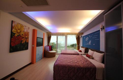 Big Beach Bed & Breakfast | Experience Lang Qin Hai Inn with Ocean Views & Pet-Friendly Stays