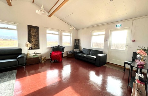 Rangarþing ytra House | Comfortable Langahlíð Guesthouse with Breakfast Included