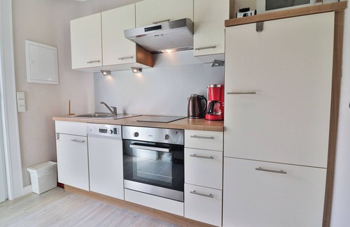 Langeoog Apartment | Unforgettable Stay at Langeooger Viermaster - Rotes Segel
