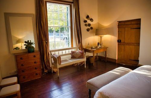 Graaff-Reinet Villa | Relax at Langhuis Guesthouse: Oceanfront with Pool Access