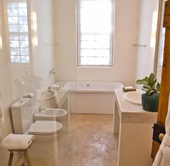 Graaff-Reinet Villa | Relax at Langhuis Guesthouse: Oceanfront with Pool Access