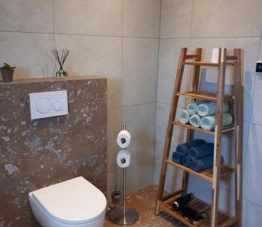 Boxmeer Bed & Breakfast | Experience Langs De Maas: Family-Friendly with Top Amenities