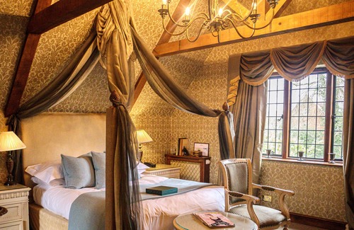 Horley Hotel | Discover Langshott Manor: 4-Star Haven with Family-Friendly Amenities