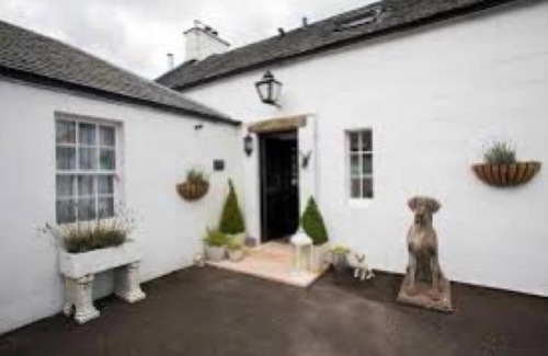 Fenwick Bed & Breakfast | Inviting Langside Bed and Breakfast: Rated 9.5/10, Pet Friendly