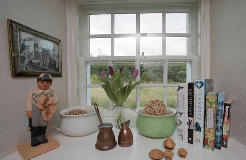 Fenwick Bed & Breakfast | Inviting Langside Bed and Breakfast: Rated 9.5/10, Pet Friendly