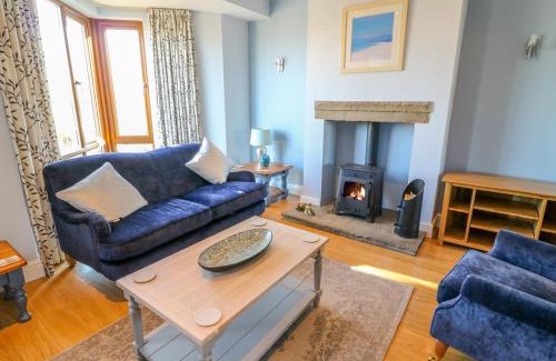 Arnside House | Langtree: Pet and Child Friendly 4-Star Retreat