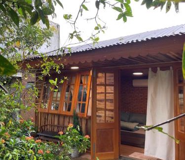 Bao Loc Bed & Breakfast | Highly Rated Lanh's Homestay Bảo Lộc with Breakfast & Kitchen