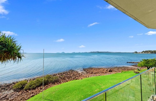Soldiers Point Apartment | Exceptional Family-Friendly Stay at Lanimer Hotel