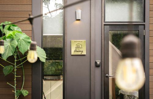 Xinyi House | Pet-Friendly Retreat at Lanka Cabin Awaits You