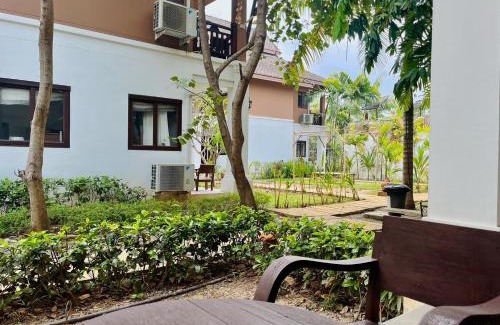 Nam Phrae Hotel | Relax at Lanna Art Deer Resort Chiang Mai with Ocean Views