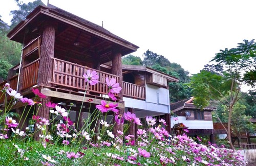 Chiang Dao House | Highly Rated LANNA HOUSE: Pet-Friendly Retreat in Chiang Dao