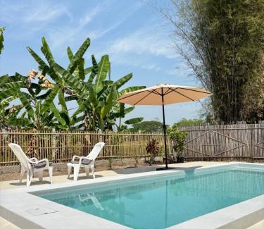 San Kamphaeng Bed & Breakfast | Discover Lanna House: Poolside Retreat in Chiang Mai