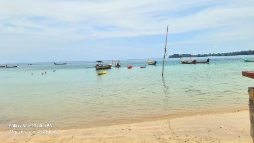 Ko Lanta Resort | Oceanfront Escape at Lanta Amara Resort - Rated 9.3/10