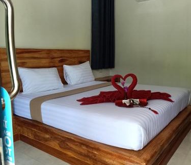 Ko Lanta Resort | High-Rated Lanta Buddy Bungalow with Family-Friendly Amenities