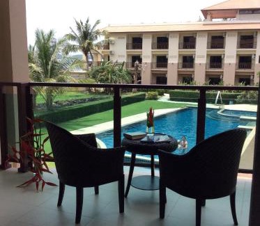 Saladan Resort | Discover LANTA PURA Beach Resort with Private Beach Access