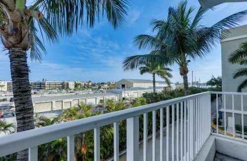 East Ocean Ave Apartment | Family-Friendly Lantana Condo with Hot Tub, Near Palm Beach