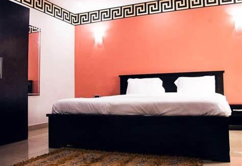 Ikeja Hotel | Lantano Cottage