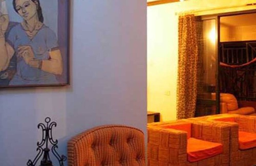 Sadahalli Villa | Inviting Lantern By Jade: Pet-Friendly Retreat with Dining