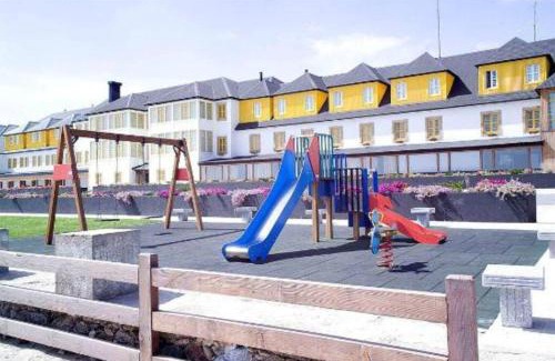 Penhas da Saude Apartment | Explore Lanzinha's Apartment: Rated 10/10 & Family-Friendly