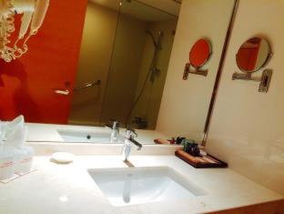 Vientiane Hotel | Experience Luxury at Lao Plaza Hotel with Oceanfront Views