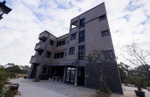 Jinning House | Family-Friendly Retreat at Lao Xu Shan Zhuang - Rated 9.2