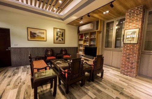 Jinning House | Family-Friendly Retreat at Lao Xu Shan Zhuang - Rated 9.2