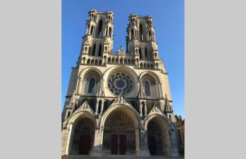 Laon Apartment | Private Suite Steps from the Cathedral in Laon