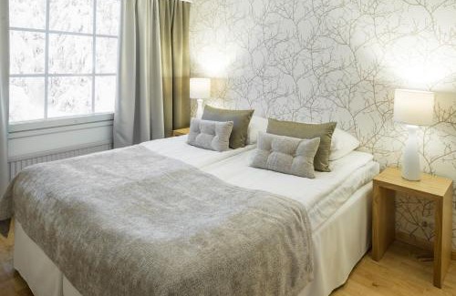 Sinetta Hotel | Discover Lapland Hotels Bear's Lodge: A 4-Star Retreat