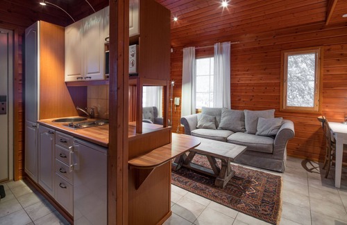 Rovaniemi Hotel | Discover Lapland Hotels Ounasvaara Chalets with Pool & Spa