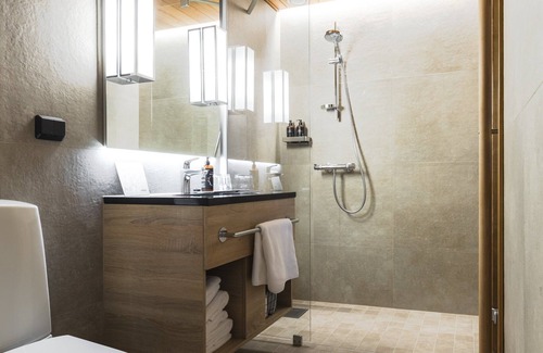 Rovaniemi Hotel | Discover Lapland Hotels Sky Ounasvaara: 4-Star Comfort Awaits