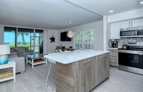 Longboat Key Condo | Beachfront Bliss at LaPlaya 101A with Ocean Views