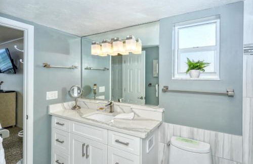 Longboat Key Apartment | LaPlaya 204D: Beachfront Escape with Private Access