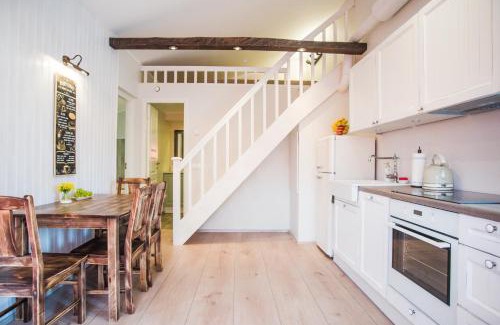 Haapsalu Apartment | Cozy Lapmanni Apartments: Pet & Child Friendly Retreat