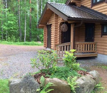 Puumala Ski Chalet | Experience Lappalaisen lomamökit Norpparanta's Private Beach