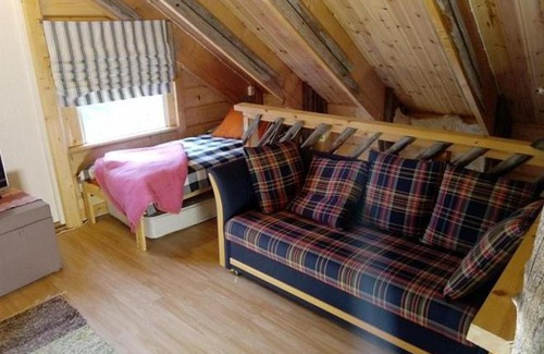 Yllasjarvi Apartment | Discover LappHouse Ylläs: Family-Friendly Retreat with Hot Tub