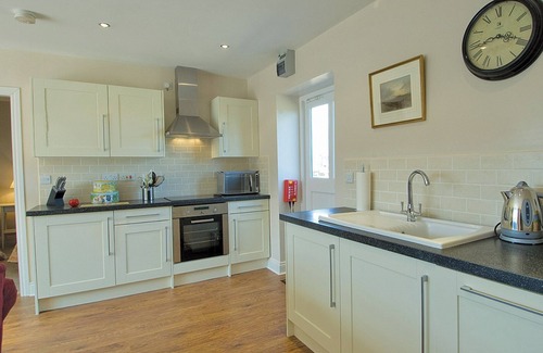 Kibblesworth Cottage | Top-Rated 1 Bedroom Stay in Gateshead with Breakfast & Kitchen