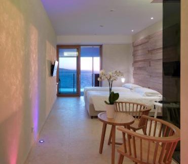 Meta Hotel | Experience Laqua by the Sea: Oceanfront Bliss Awaits