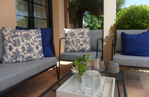 Pereiro de Aguiar House | Casa Sarabia: Family-Friendly Stay with Pool Amenities
