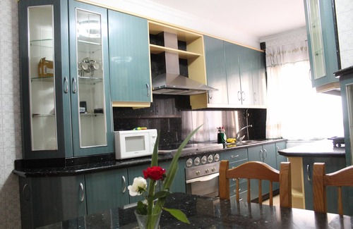 Marin Apartment | Relax at LARA HOME APARTMENT Near Rías Baixas Beach
