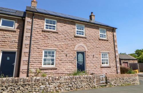 King's Meaburn House | Experience Larch House: Rated 10/10, Pet & Child Friendly