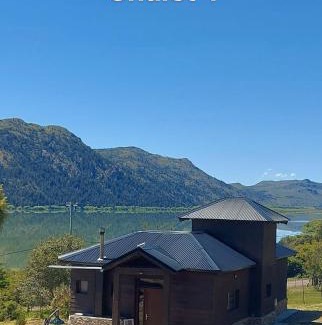 Cholila Ski Chalet | Highly Rated Lares de Yaima with Complimentary Breakfast