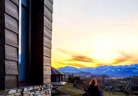 Cholila Ski Chalet | Highly Rated Lares de Yaima with Complimentary Breakfast