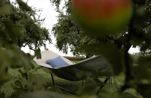 Simprechtshausen House | Perfect Retreat for Families with Pets and Spa Amenities