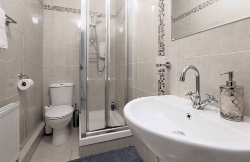 Ballsbridge House | Cozy 1-Bed Apartment in Prime Dublin Location