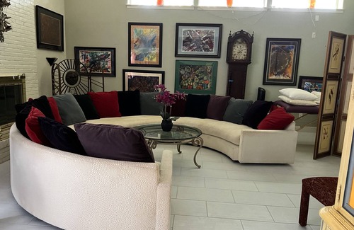 Southwest Carrollton House | Spacious 1-Bedroom Suite with Pool and Kitchen Amenities