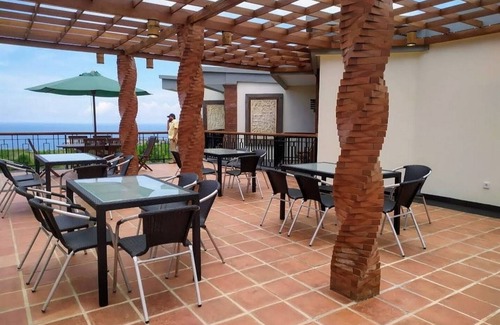 Pecatu Villa | Experience Ocean Views at the 15 BR Villa in Uluwatu