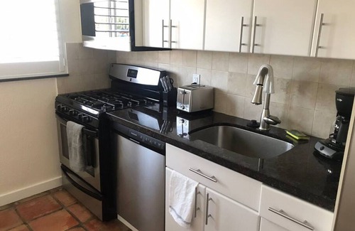 Nurmi Isles Apartment | Waterfront 1BR Retreat in Las Olas with Free Kayaks