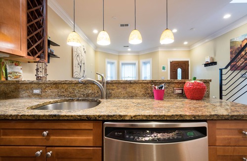 Bloomingdale House | Spacious 2BR Downtown DC Escape with Spa and Breakfast