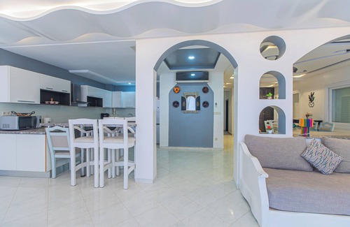 Tamrhakht Apartment | Large 3-bedroom apartment - Overhead projector - Rooftop with sea view - Hammam